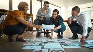 From Silos to Shared Vision: How Visualization Strengthens Team Alignment - Five Ways Shared Vision Can Improve Communication, Culture, and Organizational Performance