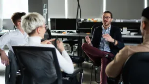 Is It a Performance Issue or a Neurodivergent Trait? A Guide for Managers